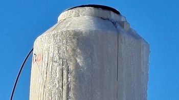 Familias sin agua en Trelew, por el frío. Familias sin agua en Trelew, por el frío.