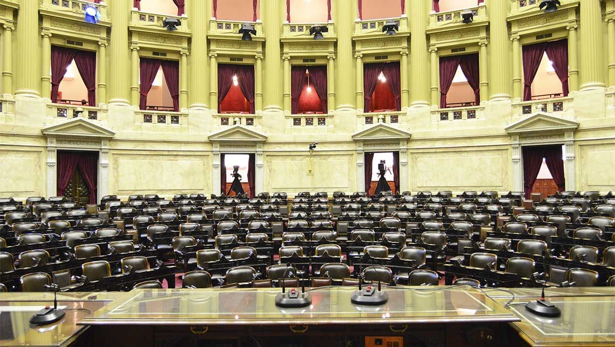 Denuncian que la comisión de Energía no funciona