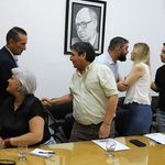 Carlos Quintroqueo y el ministro de Gobierno, Jorge Tobares. | LM Neuquen Carlos Quintroqueo y el ministro de Gobierno, Jorge Tobares.