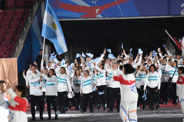 El desfile de la la delegación Argentina. Foto: Sergio Dovio. El desfile de la la delegación Argentina. Foto: Sergio Dovio.