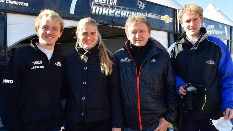 Toda la familia Jakos trabaja dentro del equipo de Turismo Carretera