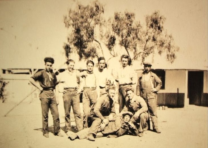 Obreros del ingenio. Gentileza: Sr. Tigrino. Obreros del ingenio. Gentileza: Sr. Tigrino.