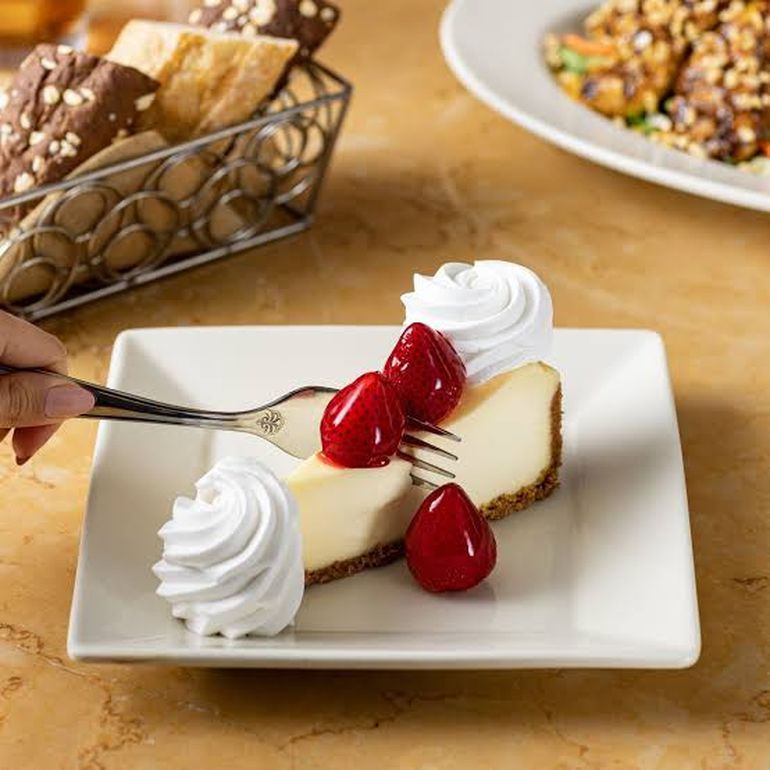 El cheesecake –o pastel de queso- es uno de los postres más consumidos del mundo. El cheesecake –o pastel de queso- es uno de los postres más consumidos del mundo.