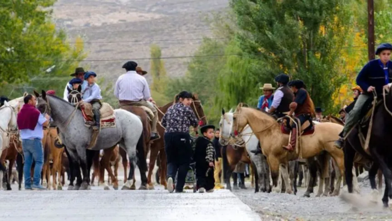 El violento hecho tuvo lugar en la 28° Fiesta Provincial del Pasto.