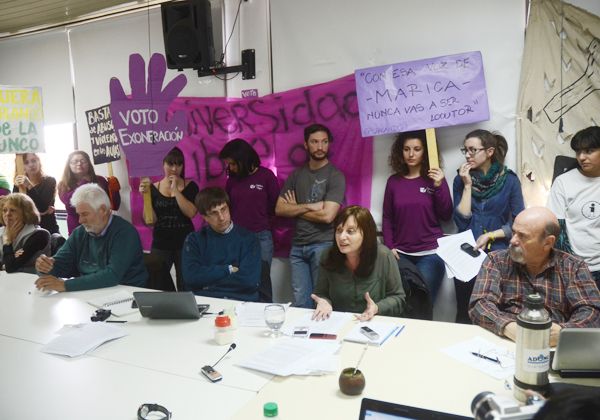 Toman como ejemplo protocolo que exoneró a docente de la UNCo