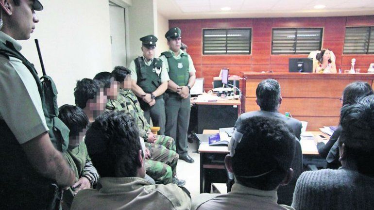 Siete empleados aduaneros y dos militares llevan 2 meses detenidos.