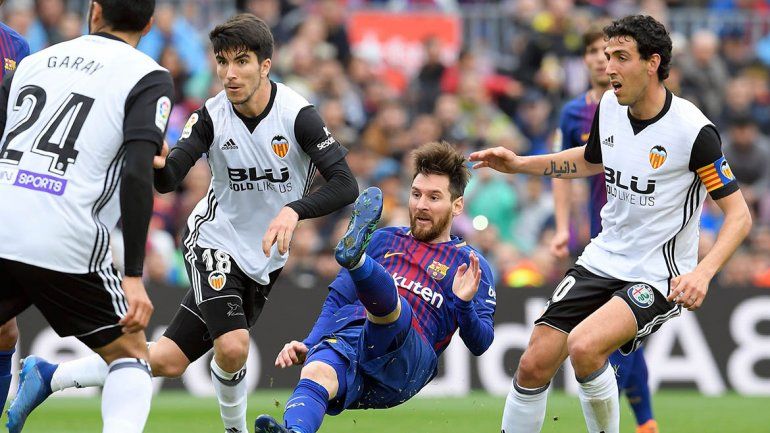 Barcelona sigue imbatible en el camino hacia el título de la Liga española