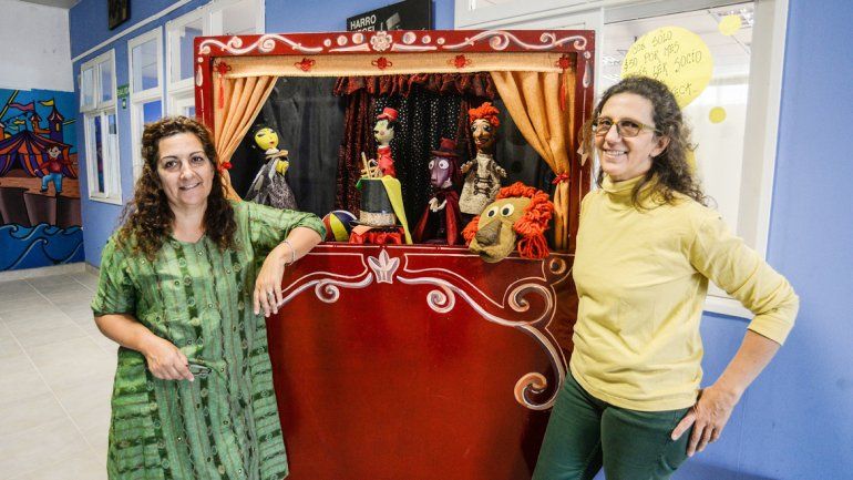 Profes dedicadas. Mucha paciencia y pasión para enseñar.