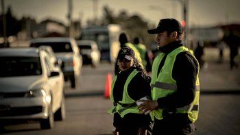 atraparon en el puente a peligroso ladron que estaba armado atraparon en el puente a peligroso ladron que estaba armado