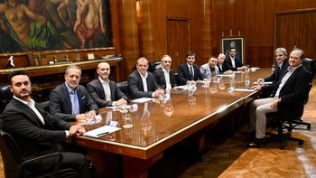 PAE llevará al RIGI una inversión de U$S 680 millones para potenciar Cerro Dragón. | LM Neuquen PAE llevará al RIGI una inversión de U$S 680 millones para potenciar Cerro Dragón.