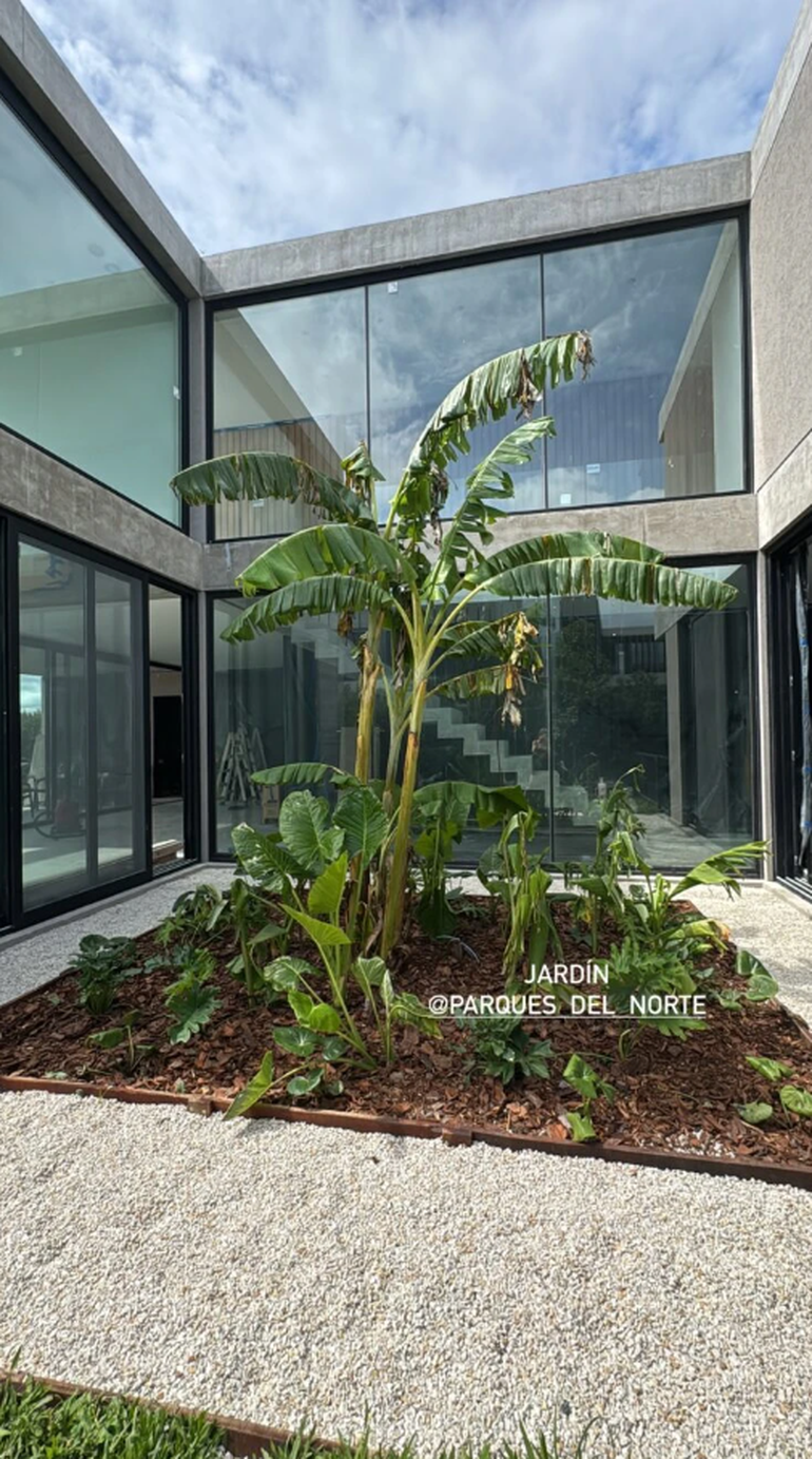 Cande Ruggeri compartió detalles de su mansión en redes sociales. Cande Ruggeri compartió detalles de su mansión en redes sociales.