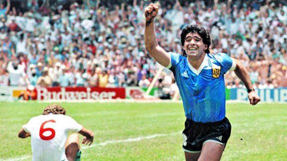 Insólito: periodista argentino le puso un 8 a Diego el día del gol a los ingleses