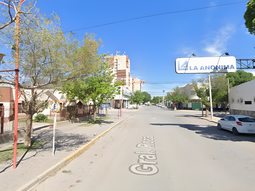 El damnificado había dejado la camioneta estacionada y bajó a un supermercado. Ese momento aprovechó el ladrón para robarle. Pero lo descubrieron.&nbsp;
