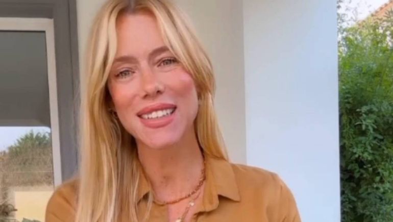 Nicole Neumann adoptó un gallo y explicó por qué lo hizo