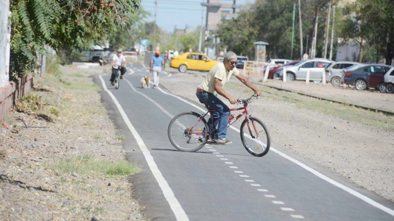 Quieren unir Neuquén, Plottier y Centenario con bicisendas