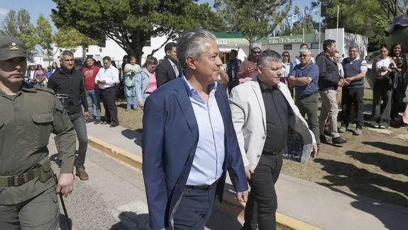 Figueroa encabezó el acto por un nuevo aniversario de El Chocón