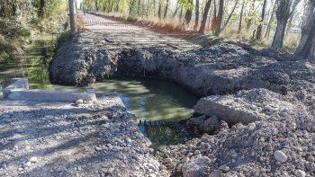 cipolletti: empresa rompio el cano principal de las cloacas cipolletti: empresa rompio el cano principal de las cloacas