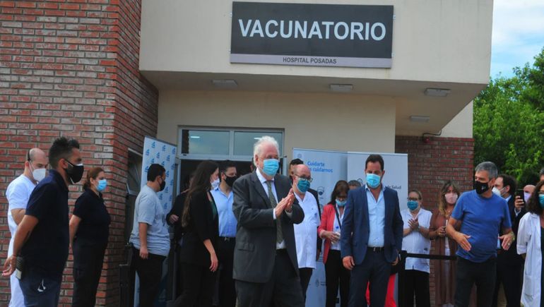 El Hospital Posadas, uno de los lugares donde el vacunatorio VIP tuvo sus intervenciones. El Hospital Posadas, uno de los lugares donde el vacunatorio VIP tuvo sus intervenciones.