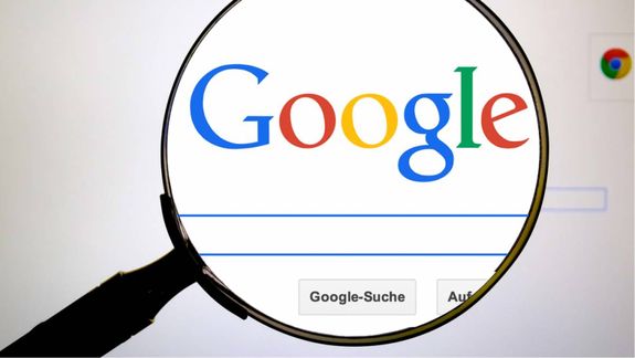 Google ofrece 15.000 becas en Argentina para formarse en IA, análisis de datos y más: cómo inscribirse