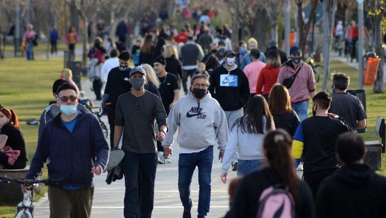 Neuquén volvió a la fase del distanciamiento y ¡salieron todos!