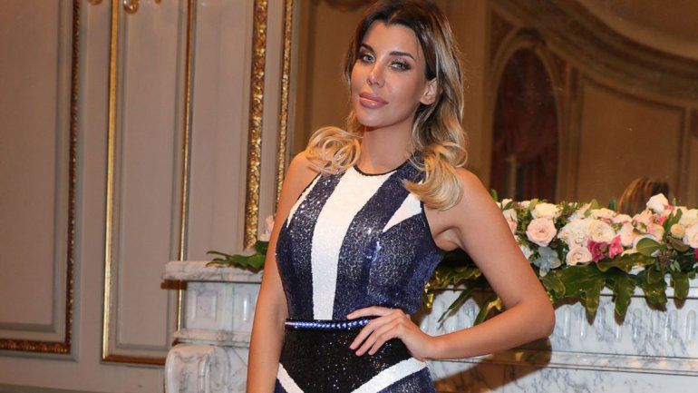 Charlotte ya no necesita Photoshop y se muestra como es