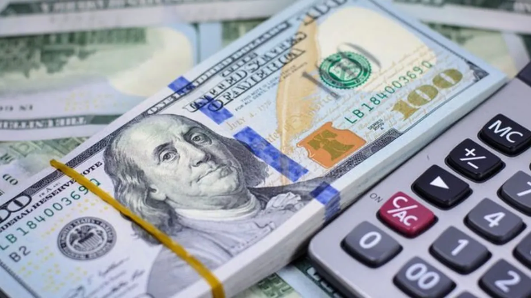 El dólar en sus diferentes versiones viene de semanas con mucho movimiento en su cotización. Foto: LMN. El dólar en sus diferentes versiones viene de semanas con mucho movimiento en su cotización. Foto: LMN.