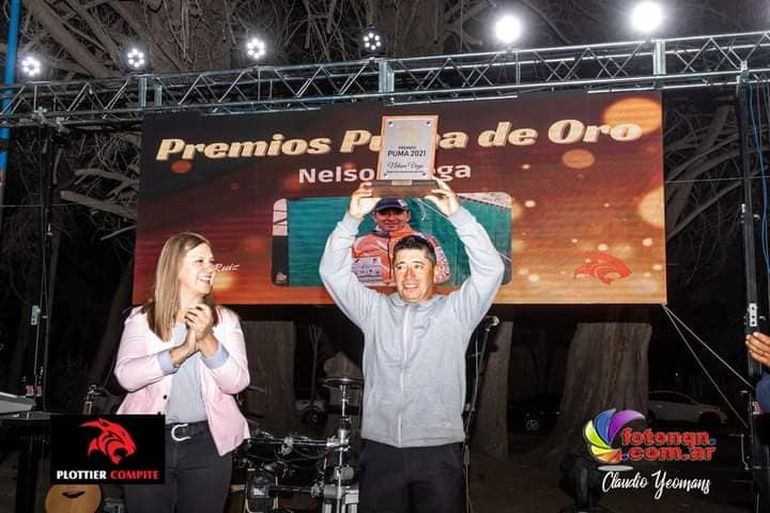Nelson Vega, el campeón de la constancia, galardonado con el Puma de Oro