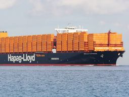 La compra de la naviera israelí por parte de Hapag-Lloyd llega cuando nuevos buques inundan el mercado y amenazan la rentabilidad del sector. La compra de la naviera israelí por parte de Hapag-Lloyd llega cuando nuevos buques inundan el mercado y amenazan la rentabilidad del sector.