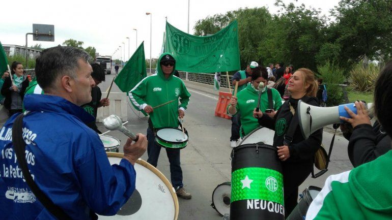 ATE levantó el piquete en los puentes a la espera de la reunión con el Gobierno