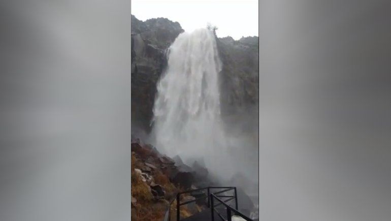 Cuándo llega el pico de la crecida del río en Neuquén