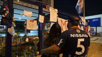 La sentida carta que dejó una madre en la sede de Nacional. La sentida carta que dejó una madre en la sede de Nacional.