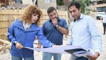 María Pasqualini repasó el avance de la obra pública en un barrio de Neuquén María Pasqualini repasó el avance de la obra pública en un barrio de Neuquén