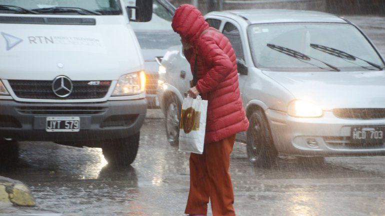 6 milímetros de agua cayeron desde la mañana hasta las 21 de ayer en la capital.