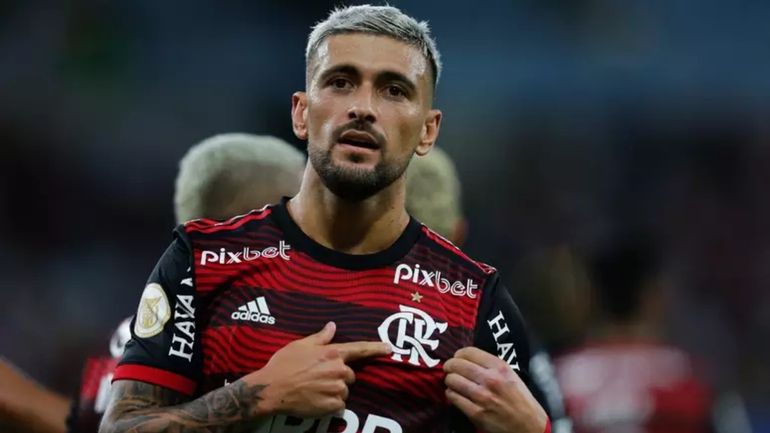 Ascarreta es el nuevo jugador que Riquelme sueña que juegue en Boca Ascarreta es el nuevo jugador que Riquelme sueña que juegue en Boca