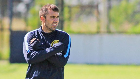 El Chacho tiene dudas y parece que está en la mira de Racing.