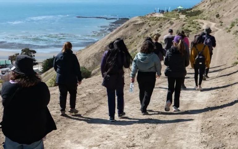 Chubut: la intendencia de Rada Tilly cerró el sendero hacia el mirador Scavuzzo. Chubut: la intendencia de Rada Tilly cerró el sendero hacia el mirador Scavuzzo.