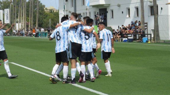 Los 22 futbolistas convocados para disputar los Juegos Olímpicos