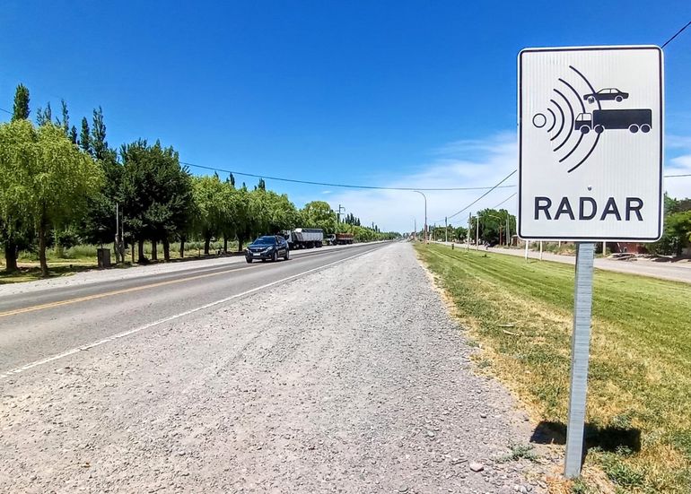 Atención conductores: la Ruta 22 tendrá un nuevo radar de velocidad