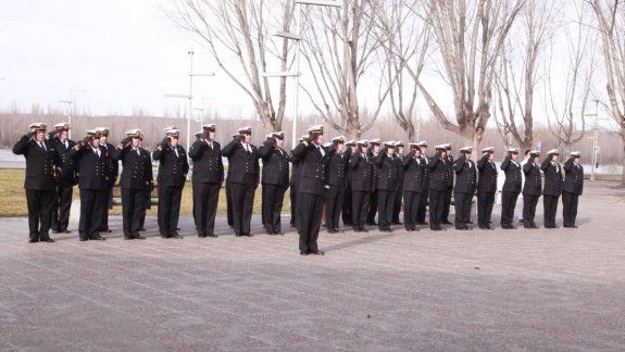 la prefectura naval celebro sus 208 anos de existencia en todo el pais