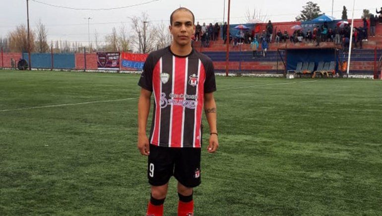 El Topo Retamal, ex Central, debutó con gol en Sapere