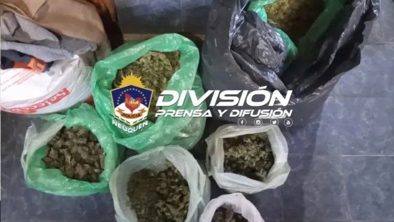 Fueron en busca de armas y dieron con 4 kilos de marihuana