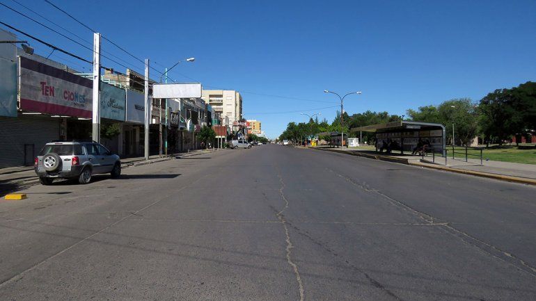 Cómo son los servicios en el feriado del Día de la Soberanía