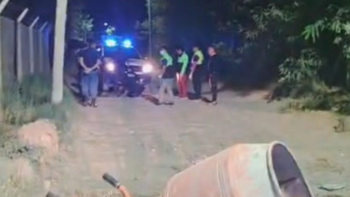 Una noche de terror se vivió en la localidad de Plottier. Una noche de terror se vivió en la localidad de Plottier.