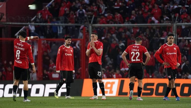 Busca entrenador: Julio Vaccari le dijo adiós a Independiente y ya suenan nombres para reemplazarlo