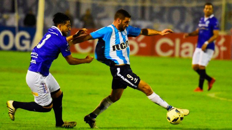 En lo que sería la despedida de Saja, Racing venció a Tiro de Salta