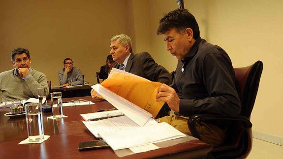 Diputados de la comisión de Hacienda de la Legislatura.