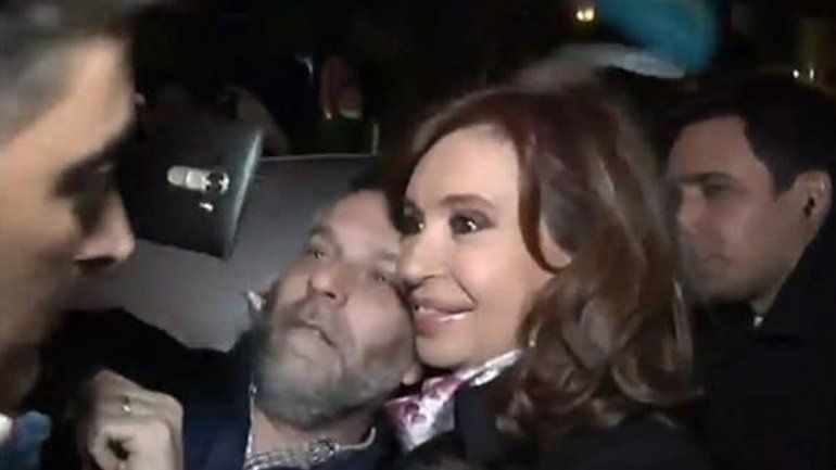 Cristina rumbo a Arsenal. Hasta pasadas las 2 no había salido a hablar.