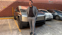 El libertario había comprado dos Tesla, pero uno de ellos nunca fue entregado. El libertario había comprado dos Tesla, pero uno de ellos nunca fue entregado.