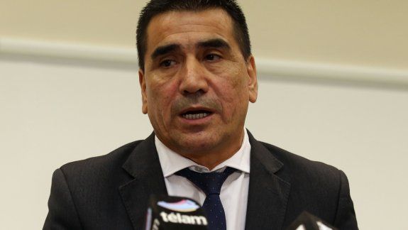 El parlamentario cuestionó el decreto que autoriza a emitir deuda.