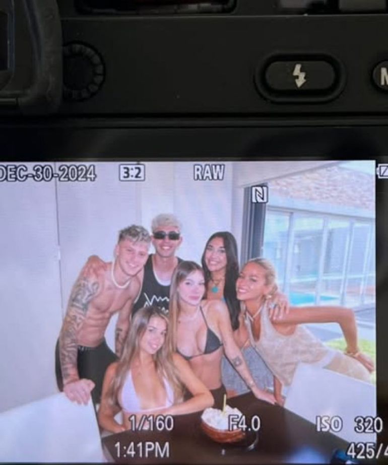 La nueva foto viral que complica a los jugadores de Independiente La nueva foto viral que complica a los jugadores de Independiente